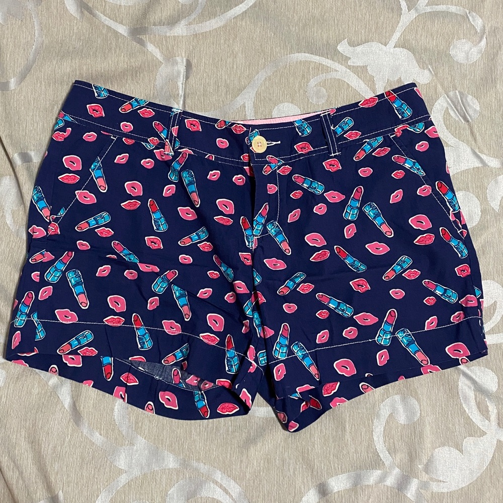 Lilly Pulitzer Lipstick Print shorts size 8